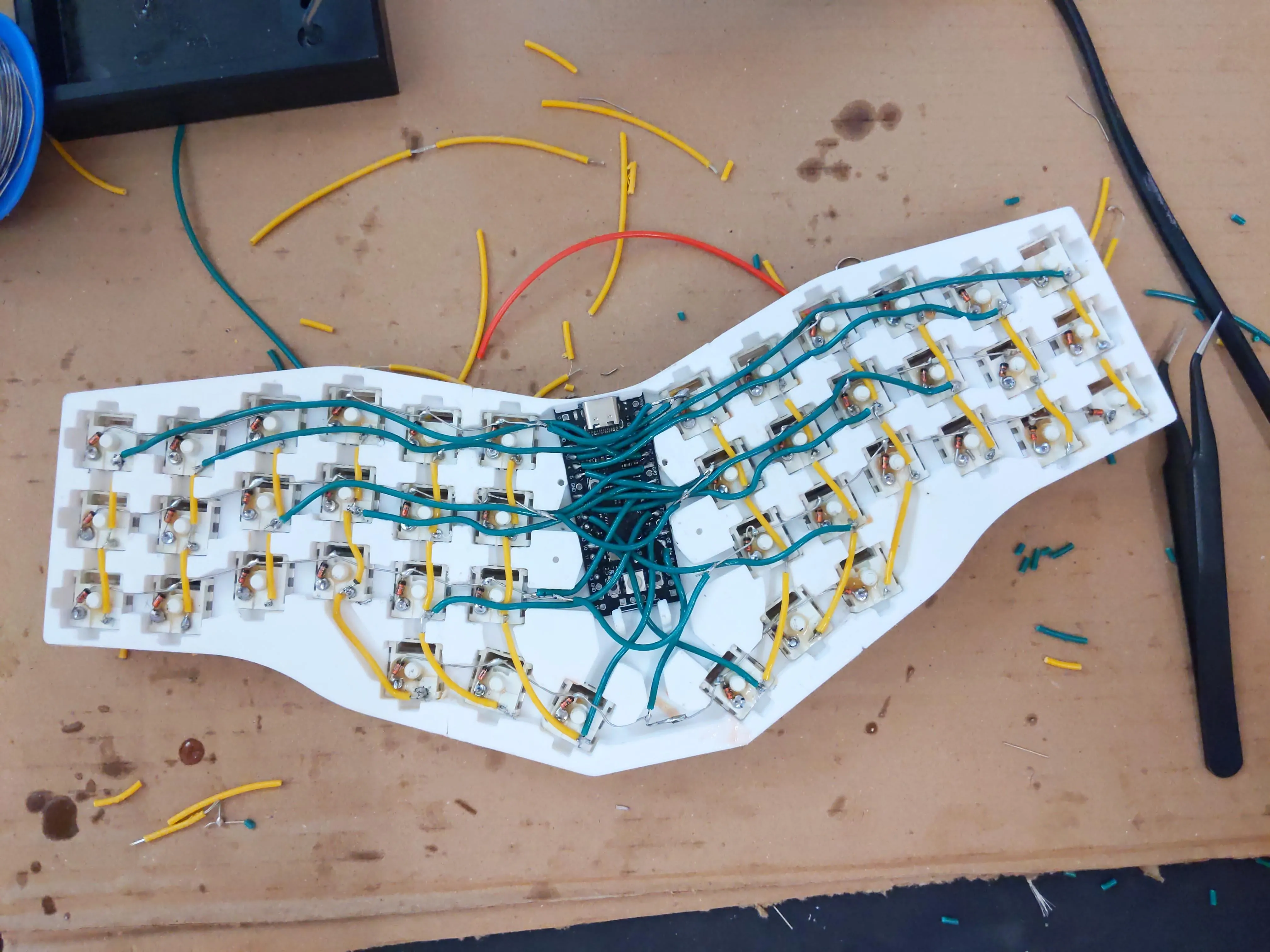 基板のディテール