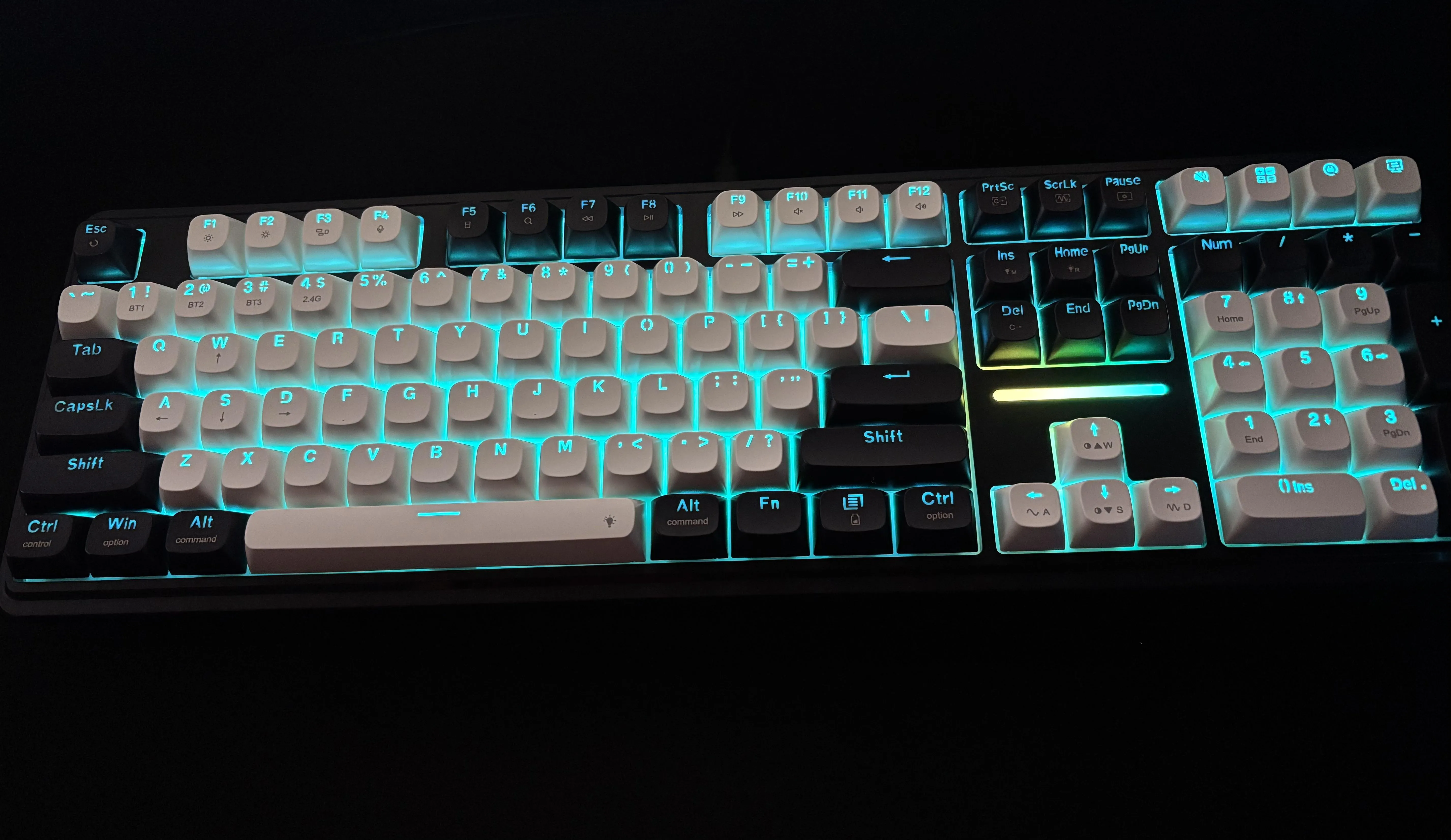 初めてのメカニカルキーボード