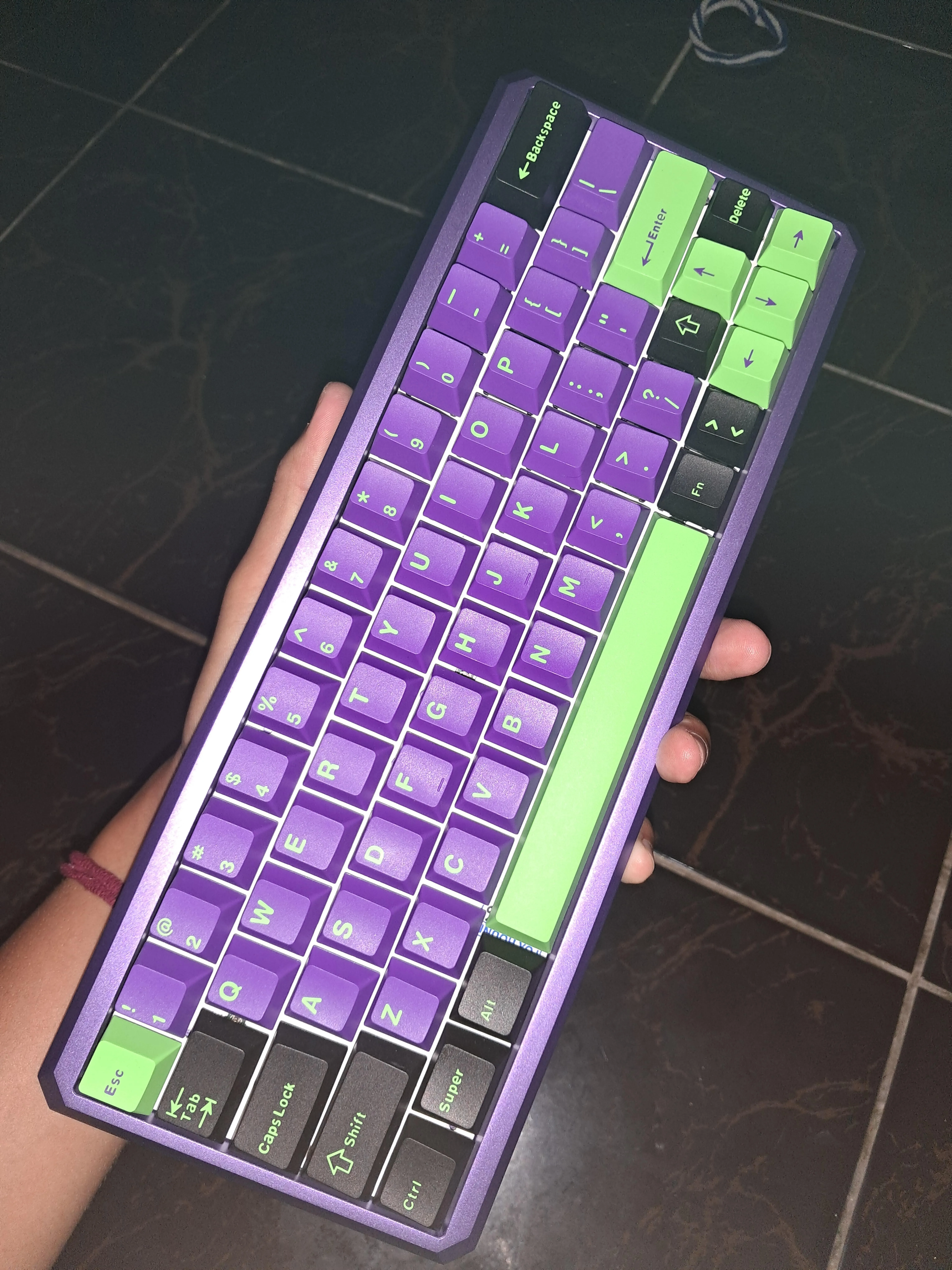 カスタマイズされたGHOST opt64とオレンジ