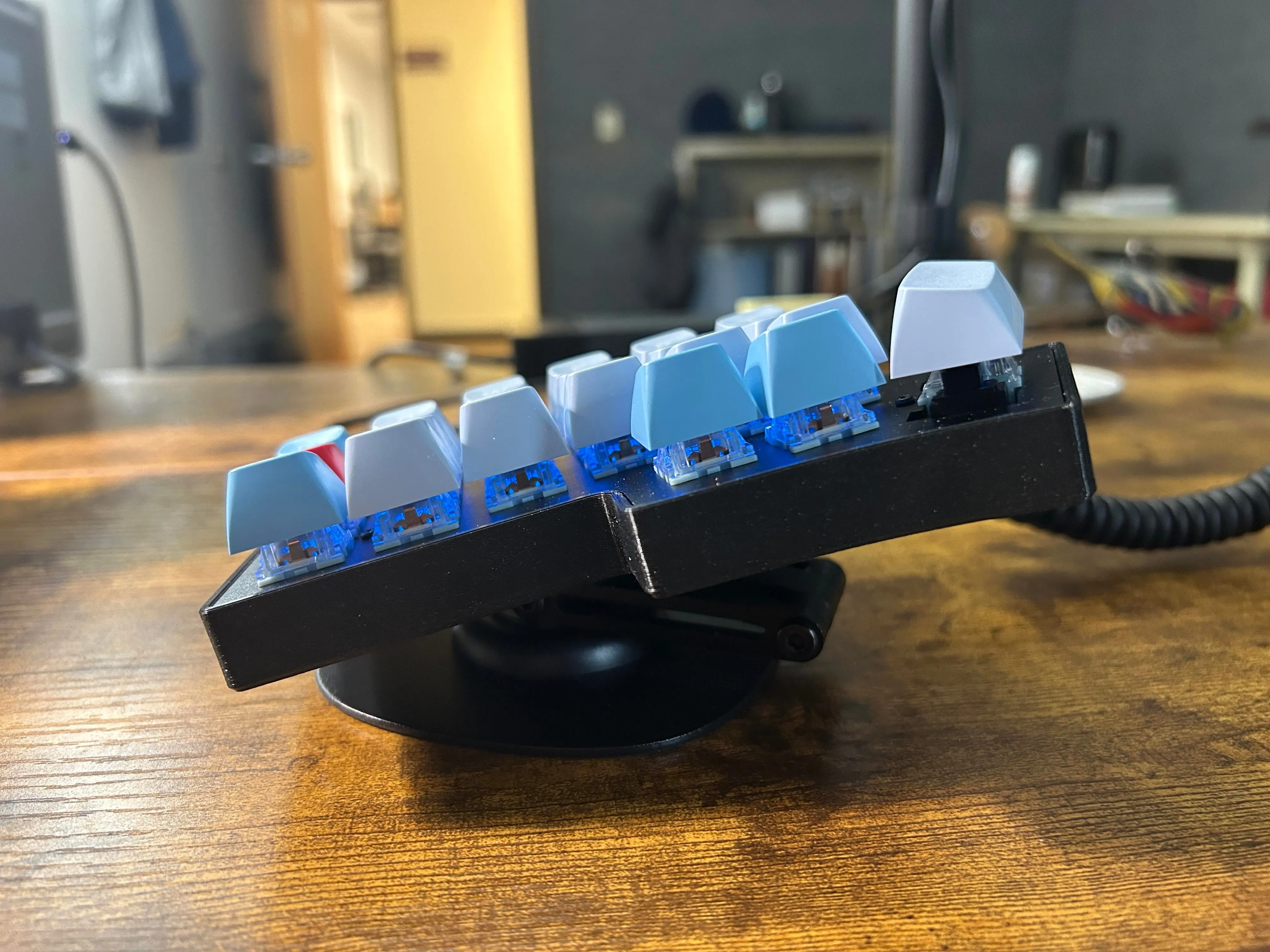 MT3プロファイルのキーキャップを装着した様子