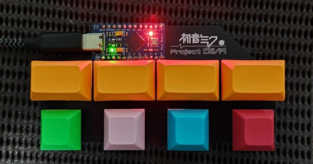 自作されたミニDIVAコン