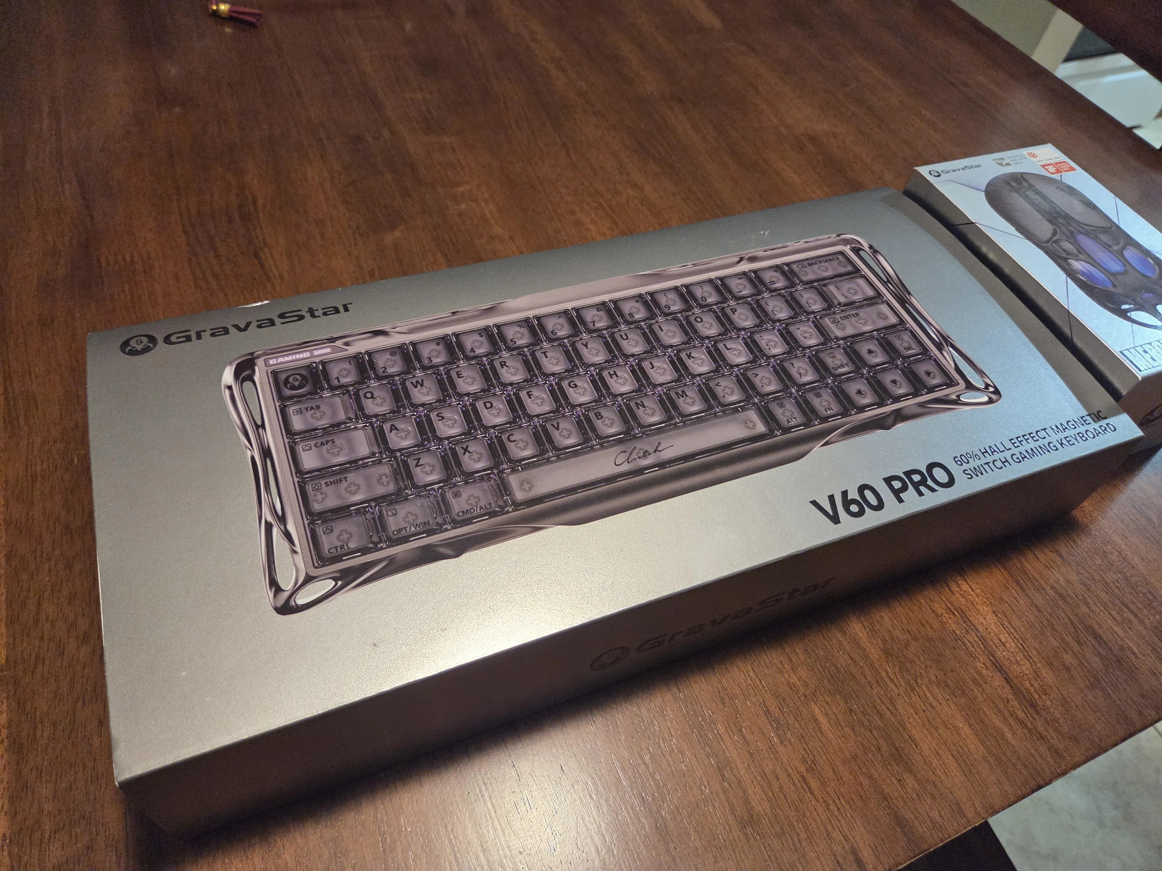 美しいRGBライティングが特徴のキーボード