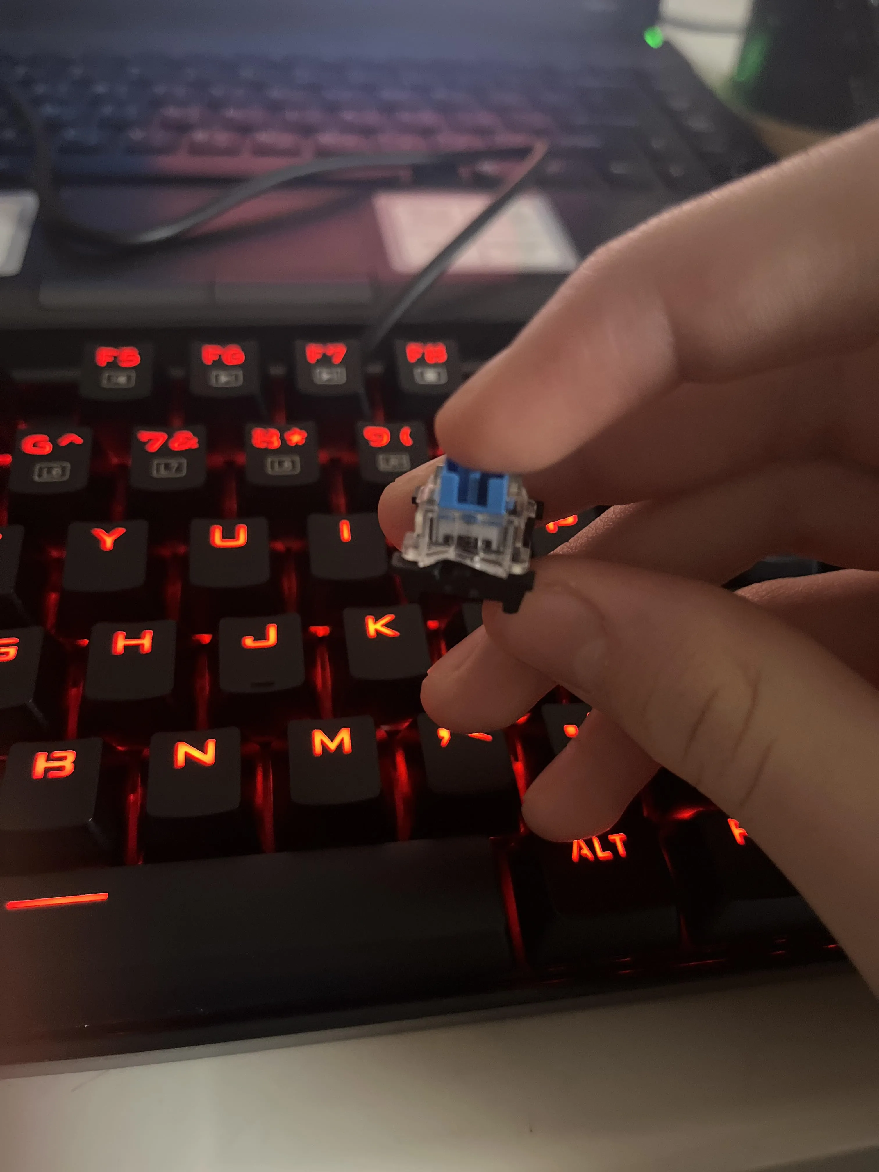 スイッチ引き抜きの様子