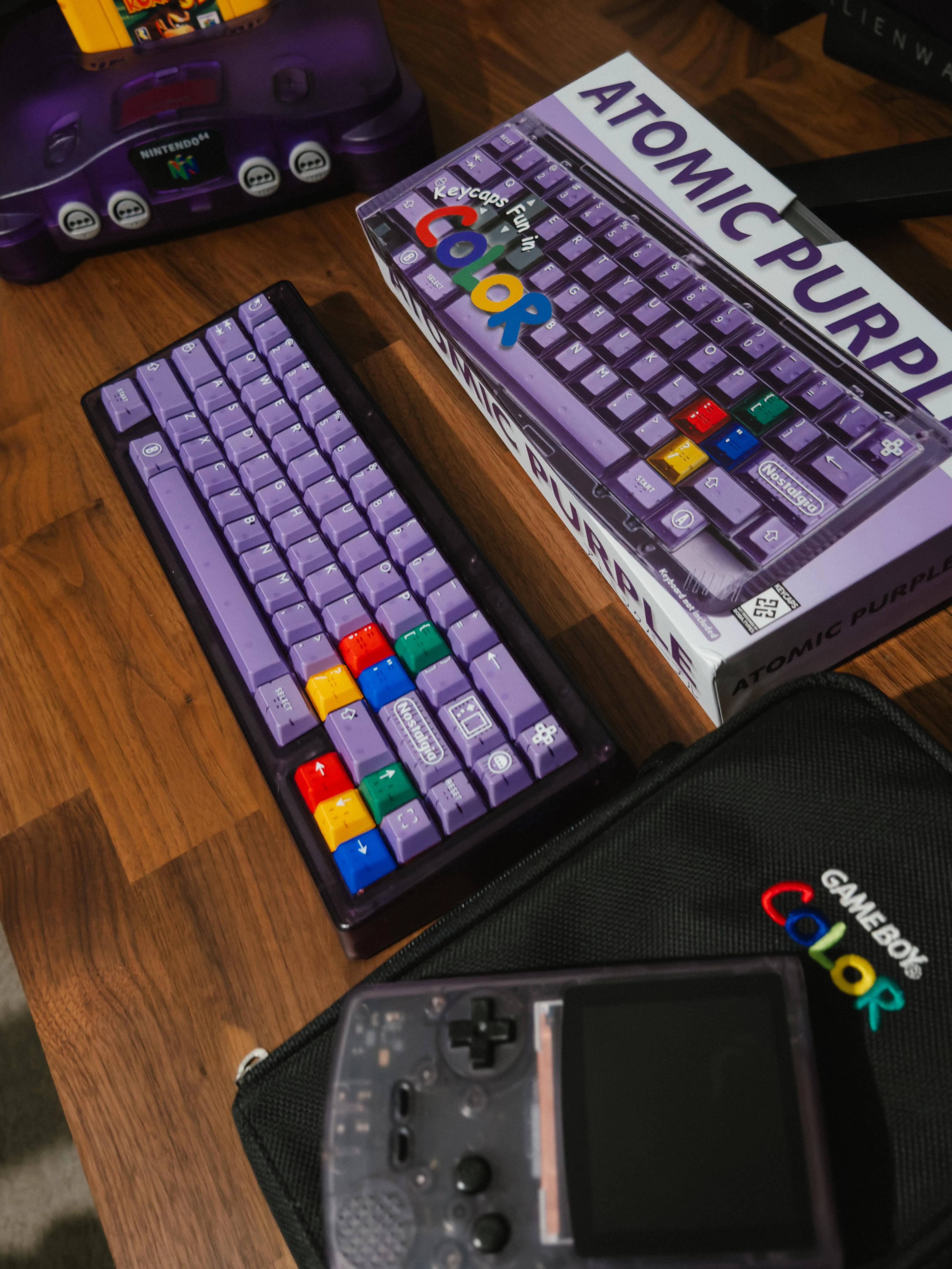 Atomic Purpleを基調としたカスタムキーボード