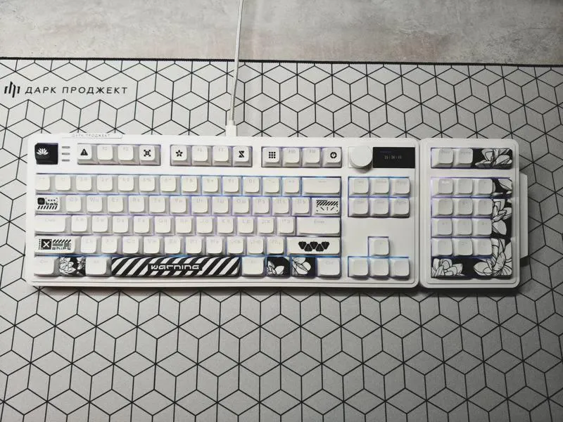 DARK PROJECT KD87+numpad