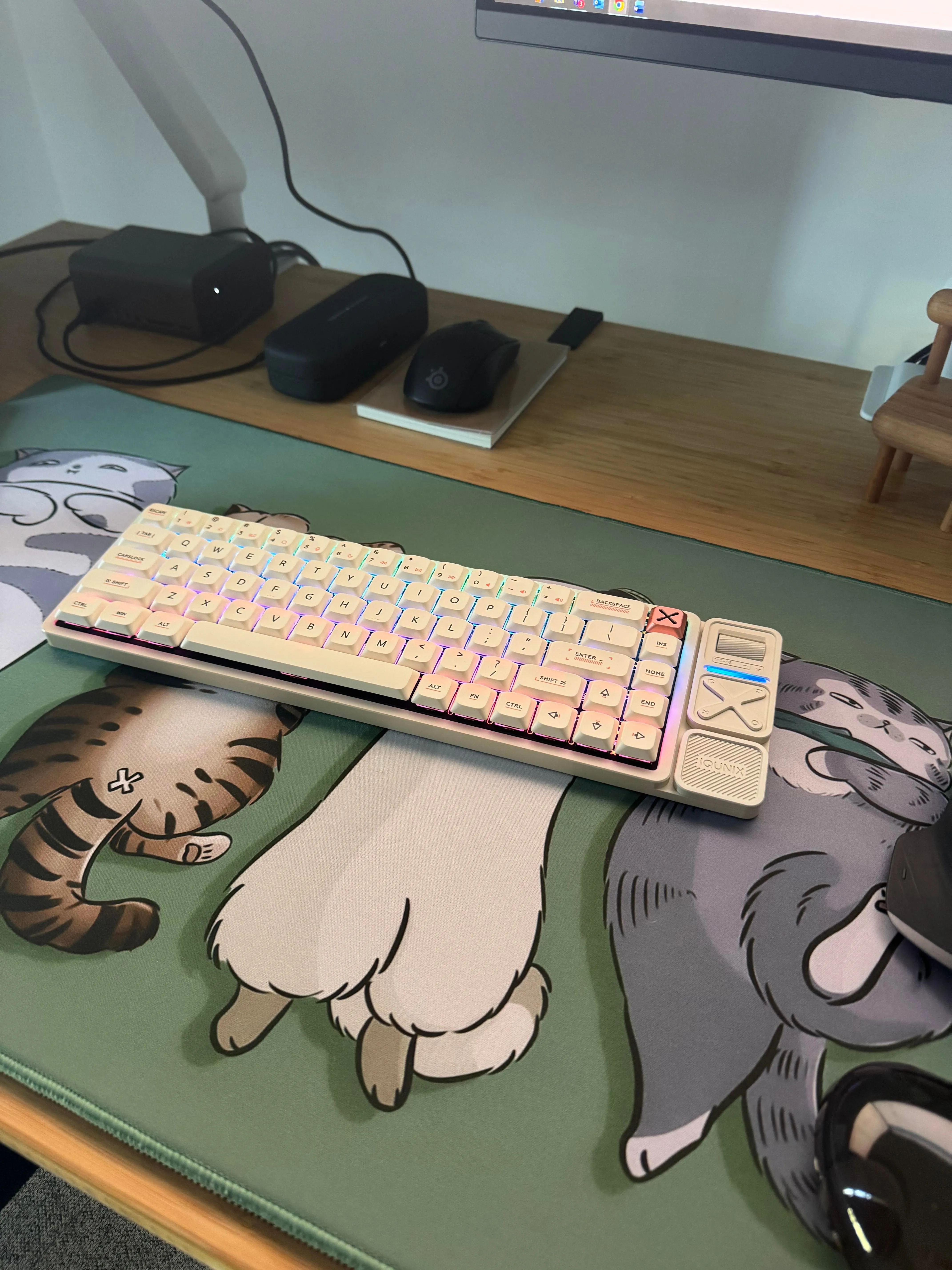 Iqunix Magi65 Proの質感