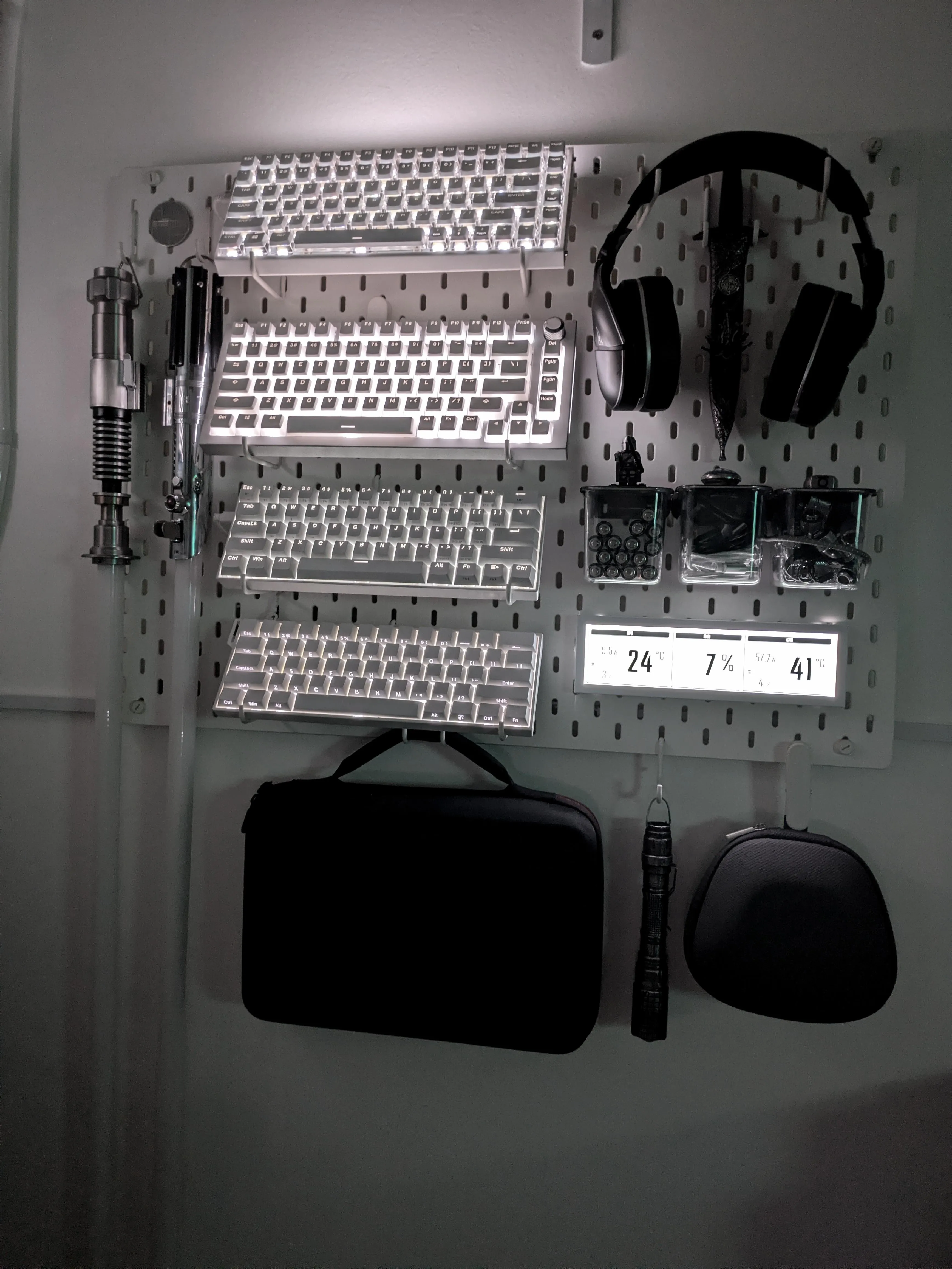 一括給電によって美しく輝くキーボードコレクション