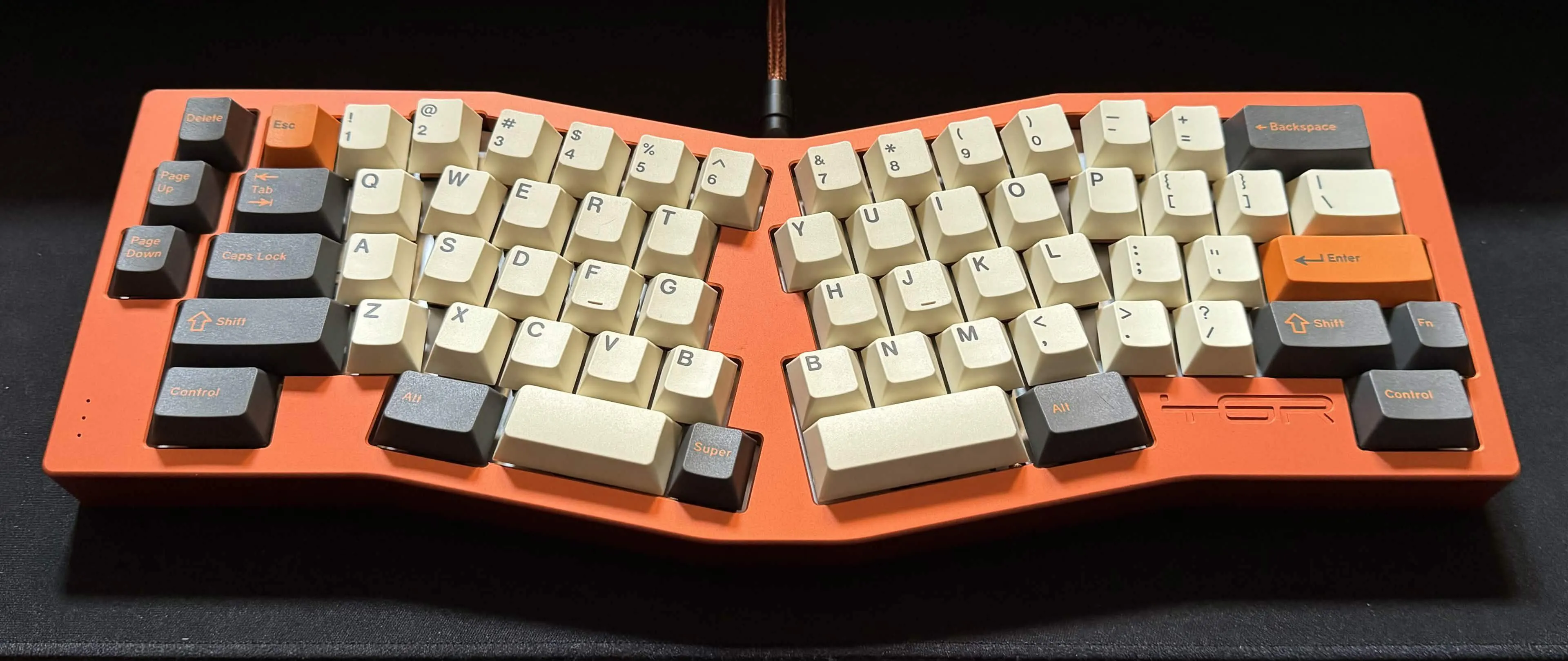 TGR Lena Miniのビルド写真