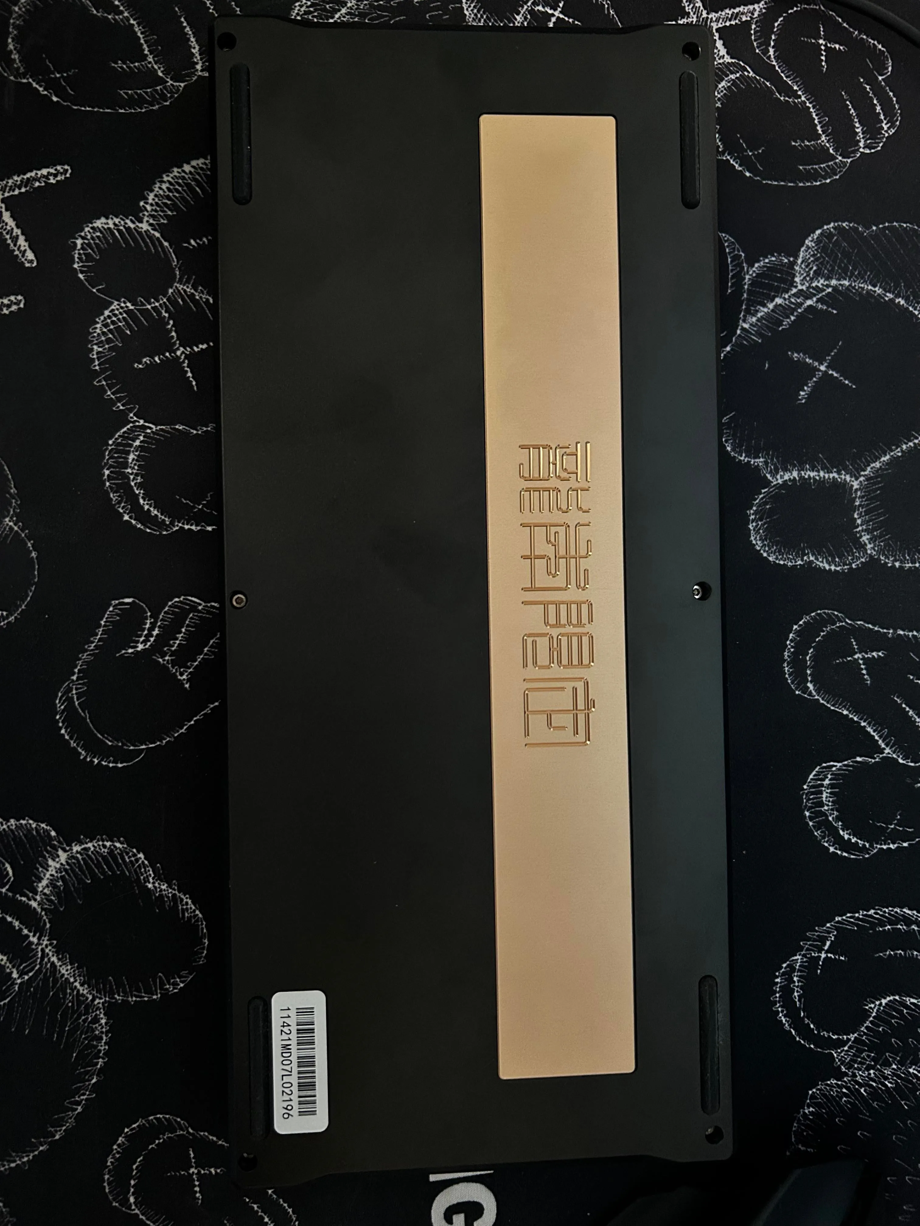 パッケージと付属品