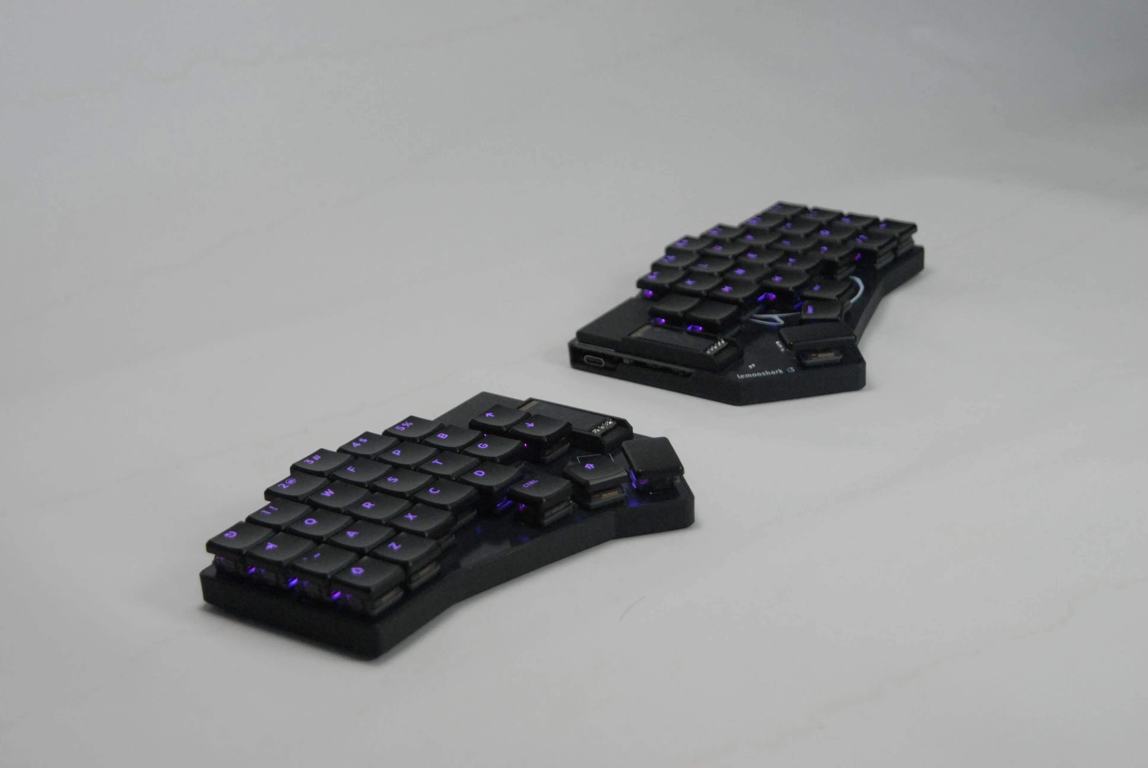 RGBライティングとディスプレイ