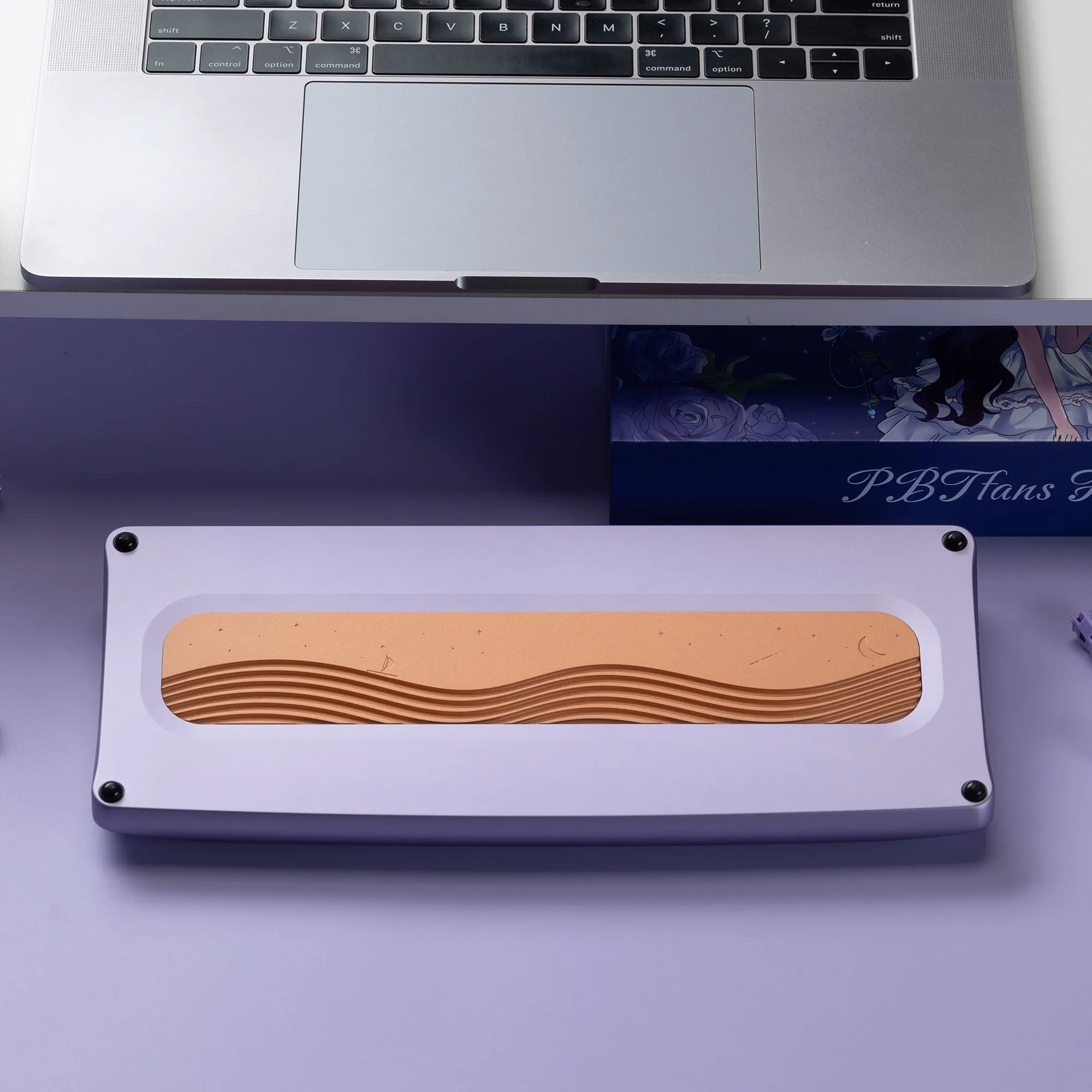 美しい背面ウェイトと構造