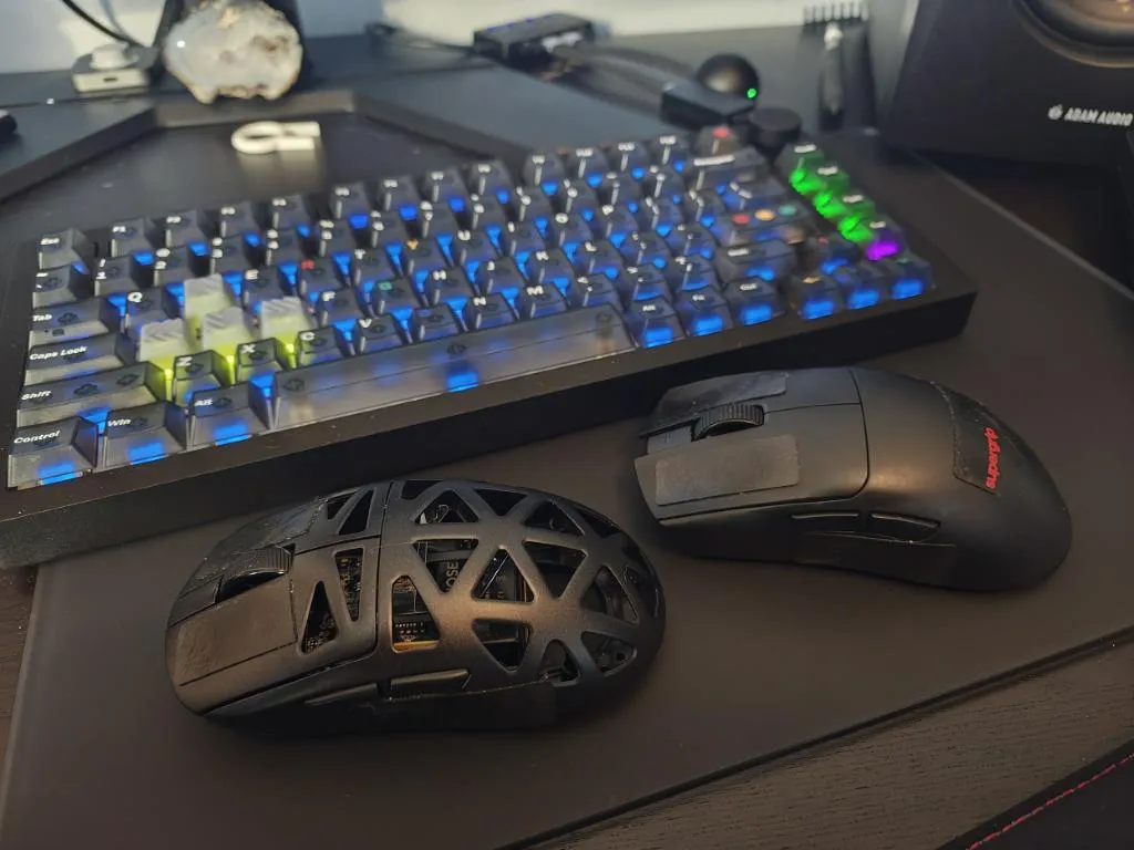 Monsgeek M1 V5とLemokey P1 HE