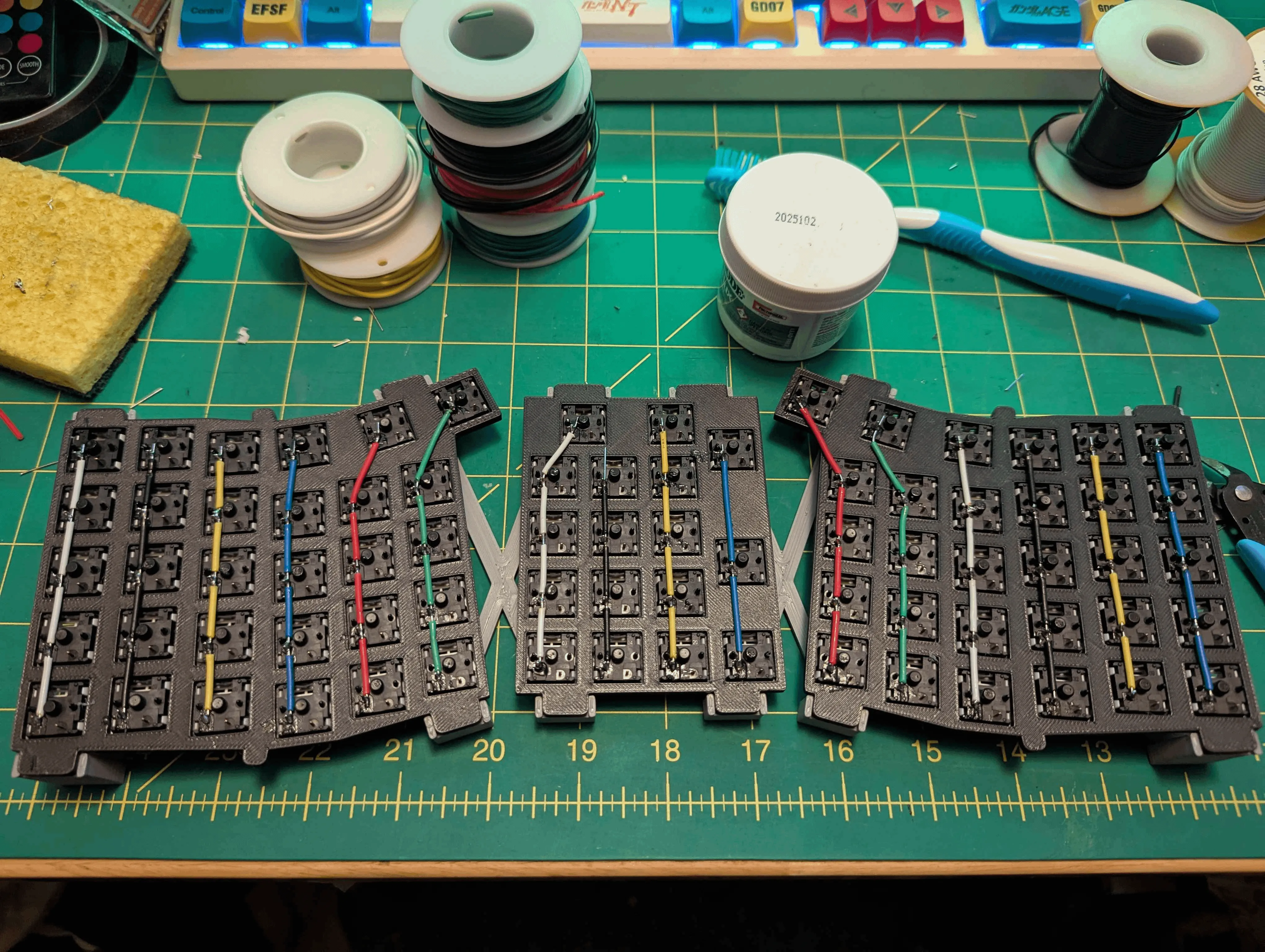 デスク上での外観