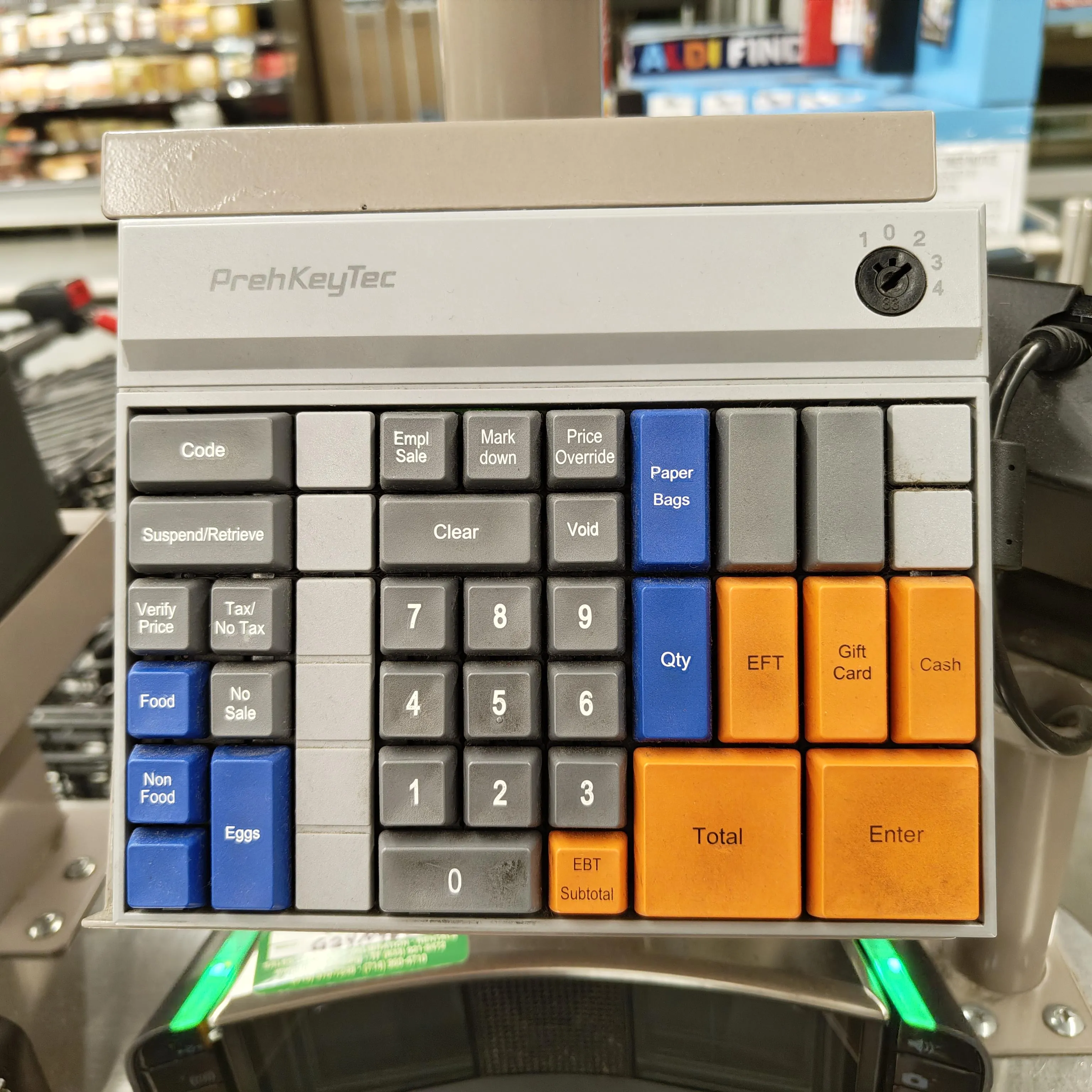 Aldiのレジで見つかったキーパッド