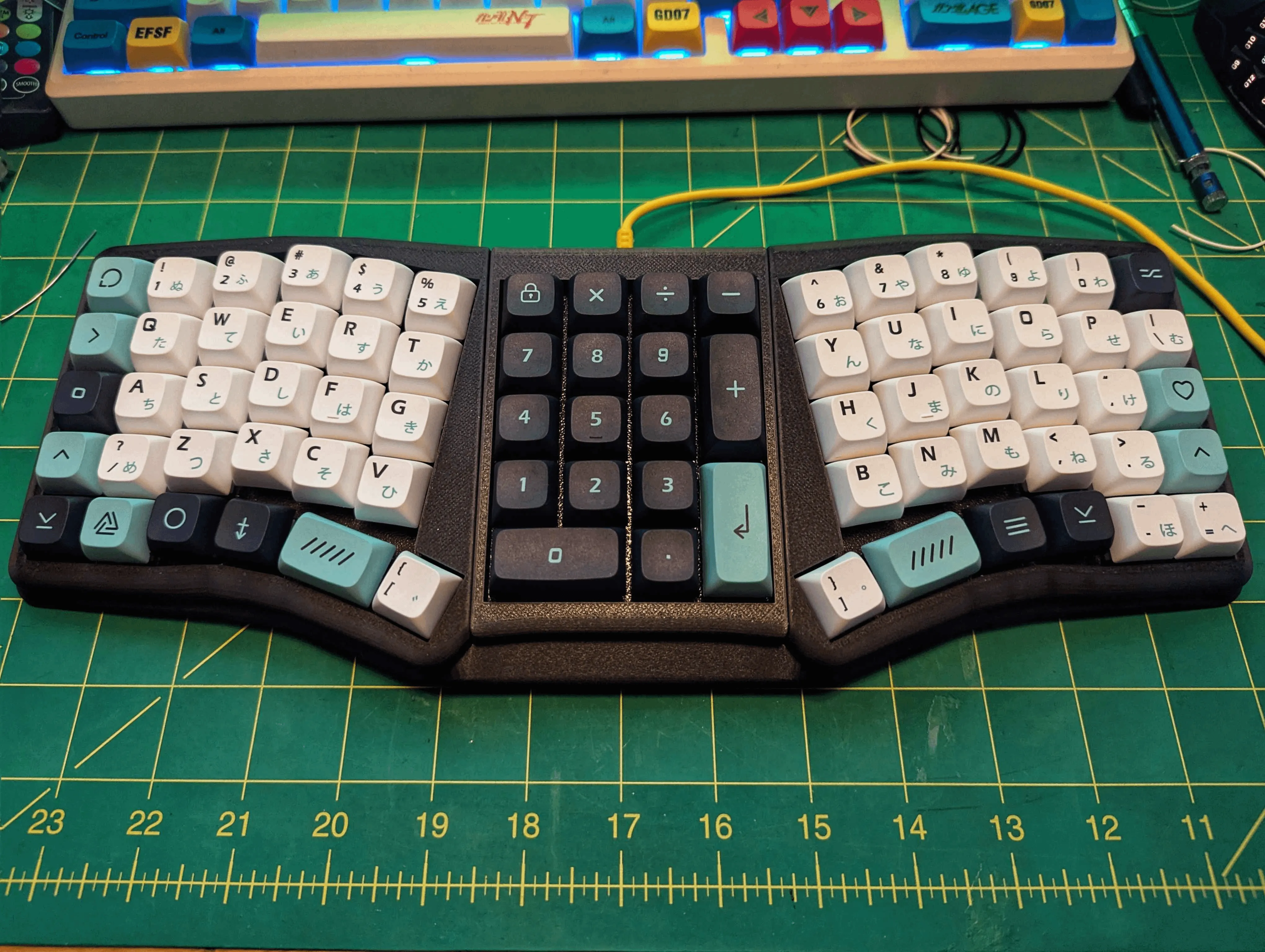 完成したキーボードの全体像