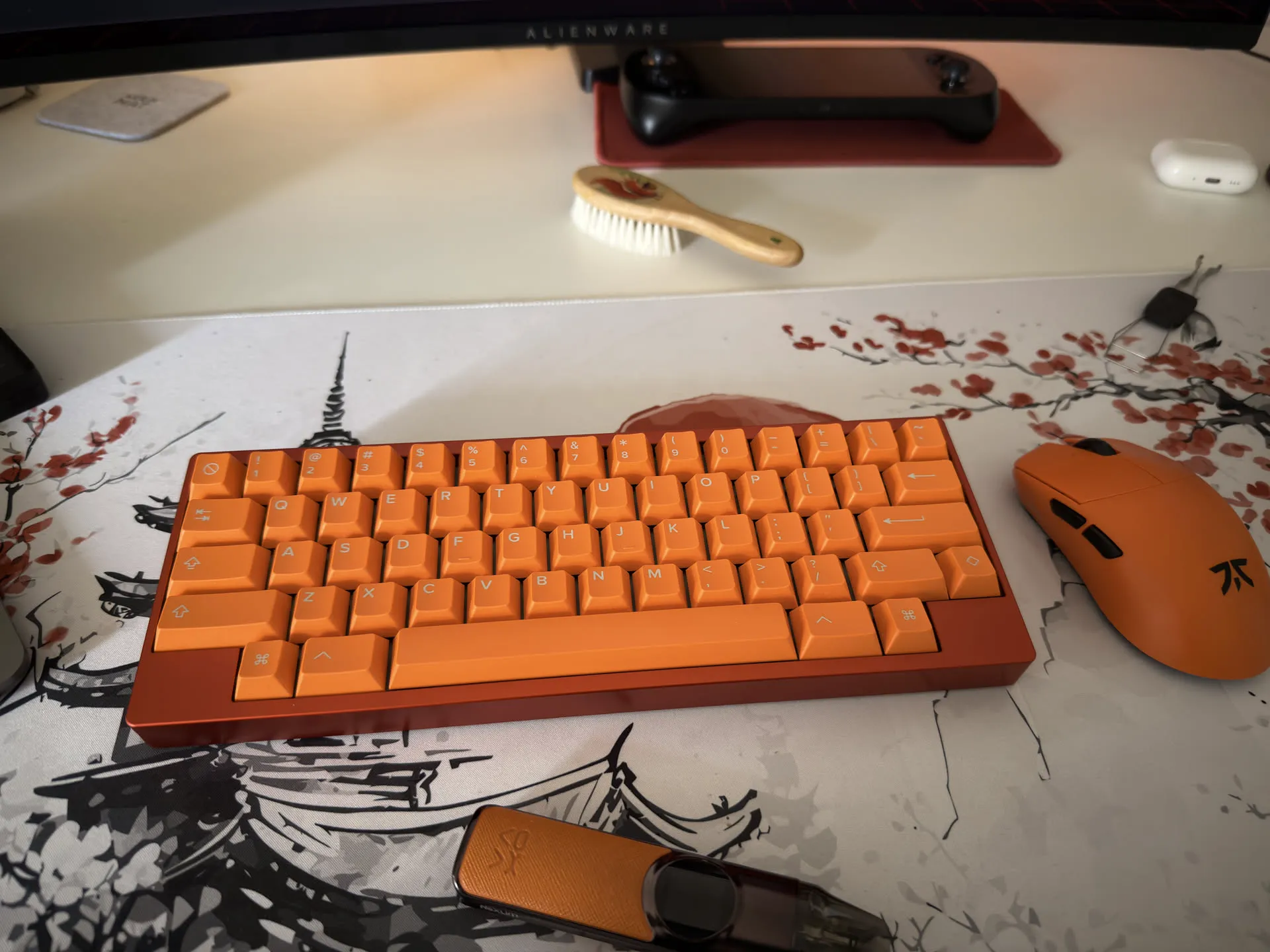 Neo60 CopperとOrenjiキーキャップの組み合わせ