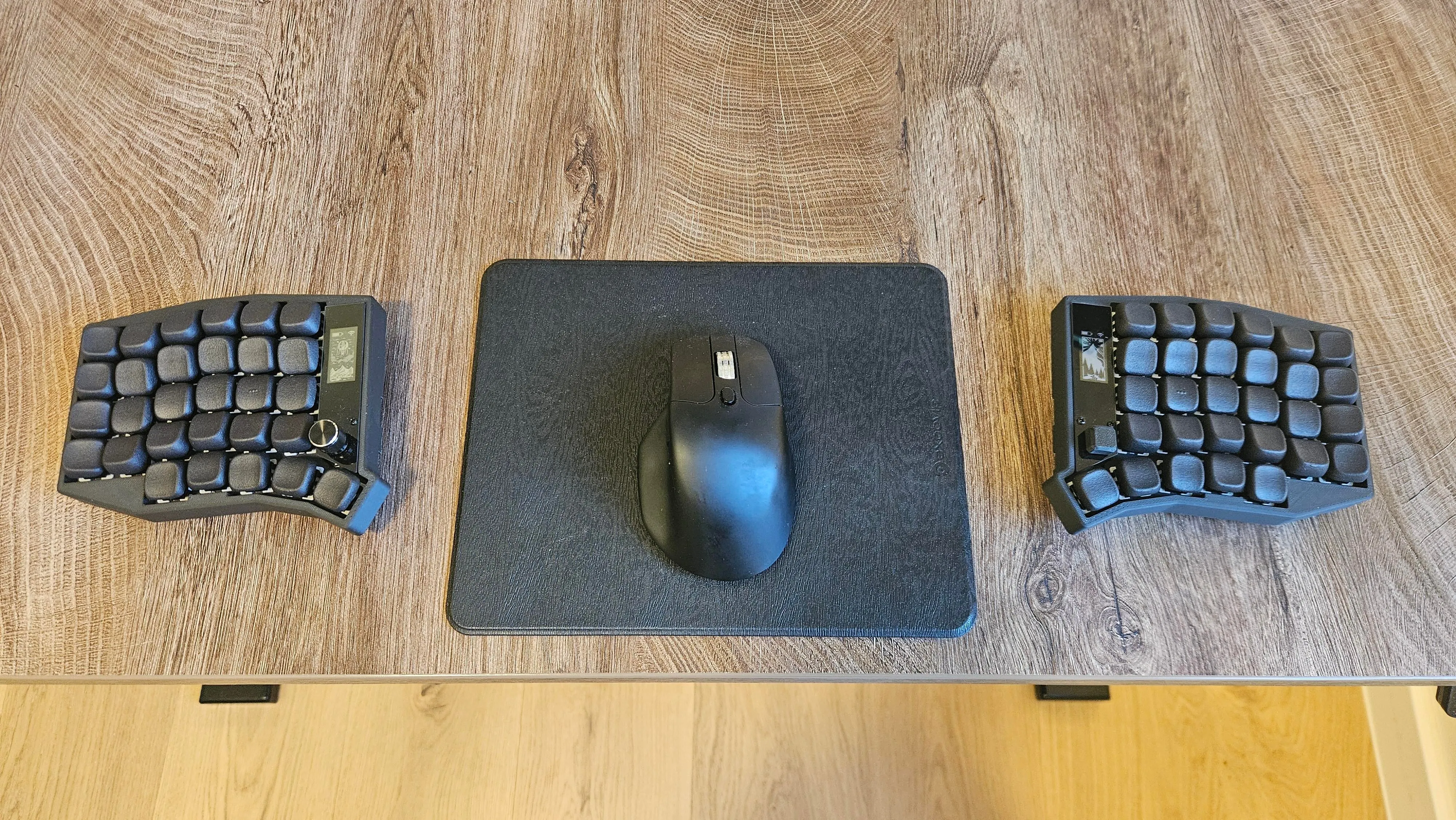 Sofleに装着されたKLP Laméキーキャップ