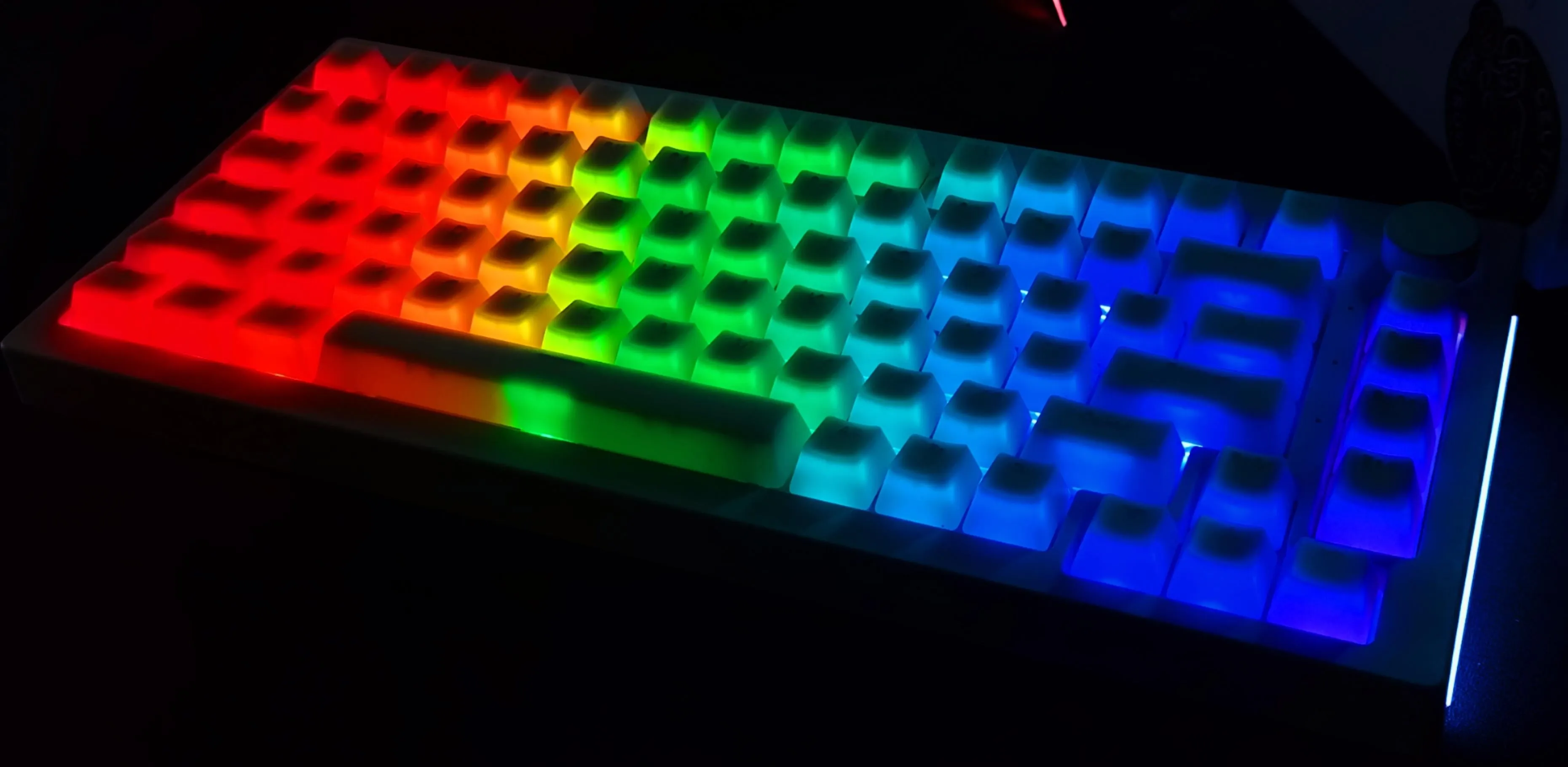 カスタマイズされたキーキャップの近接写真