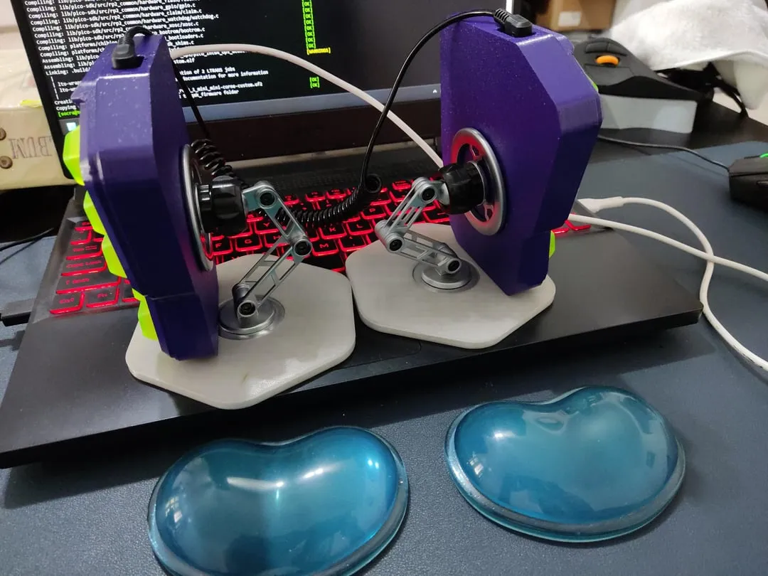 ディスプレイ配置変更後のCorne