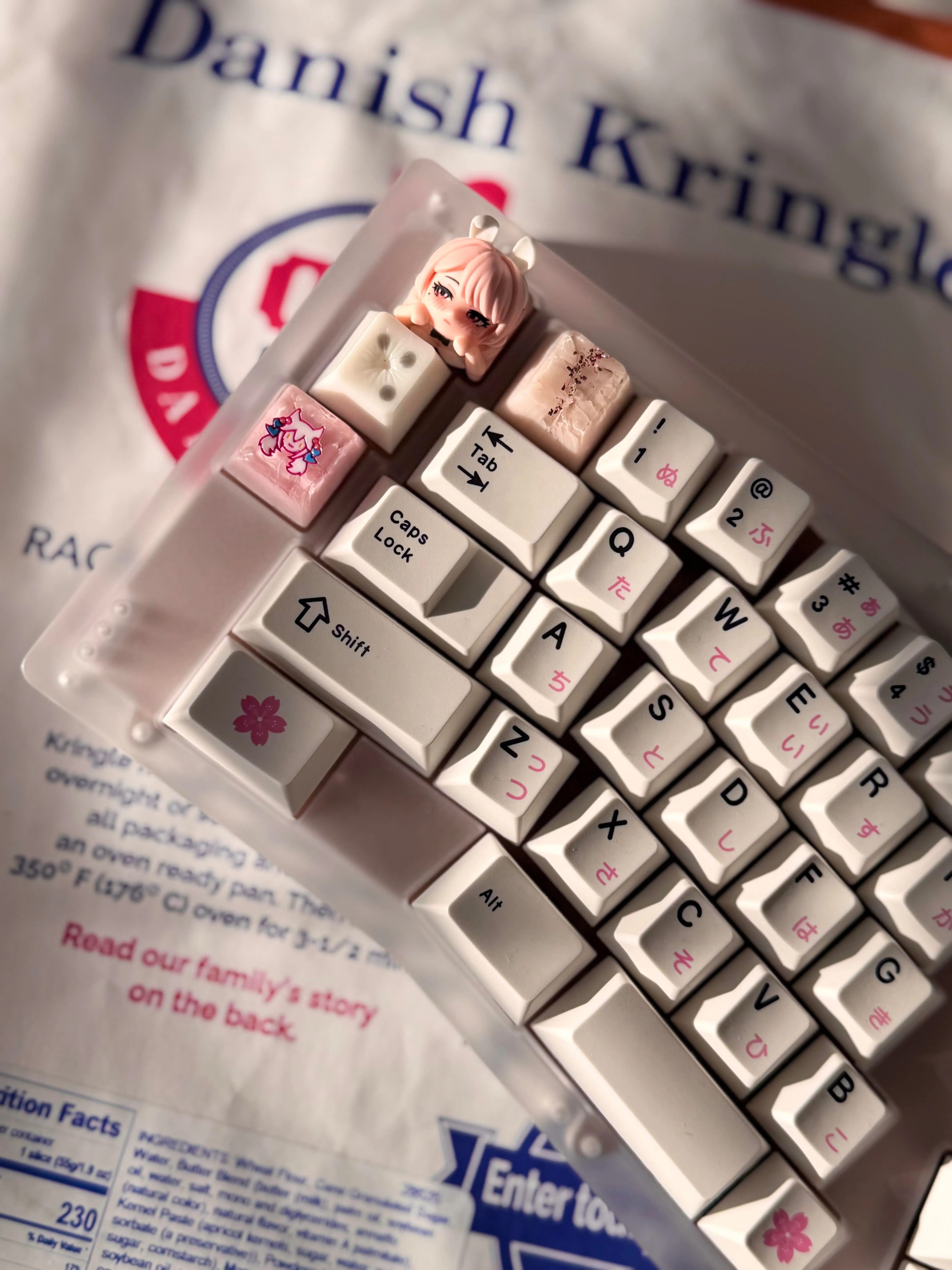 キーキャップとスイッチのクローズアップ