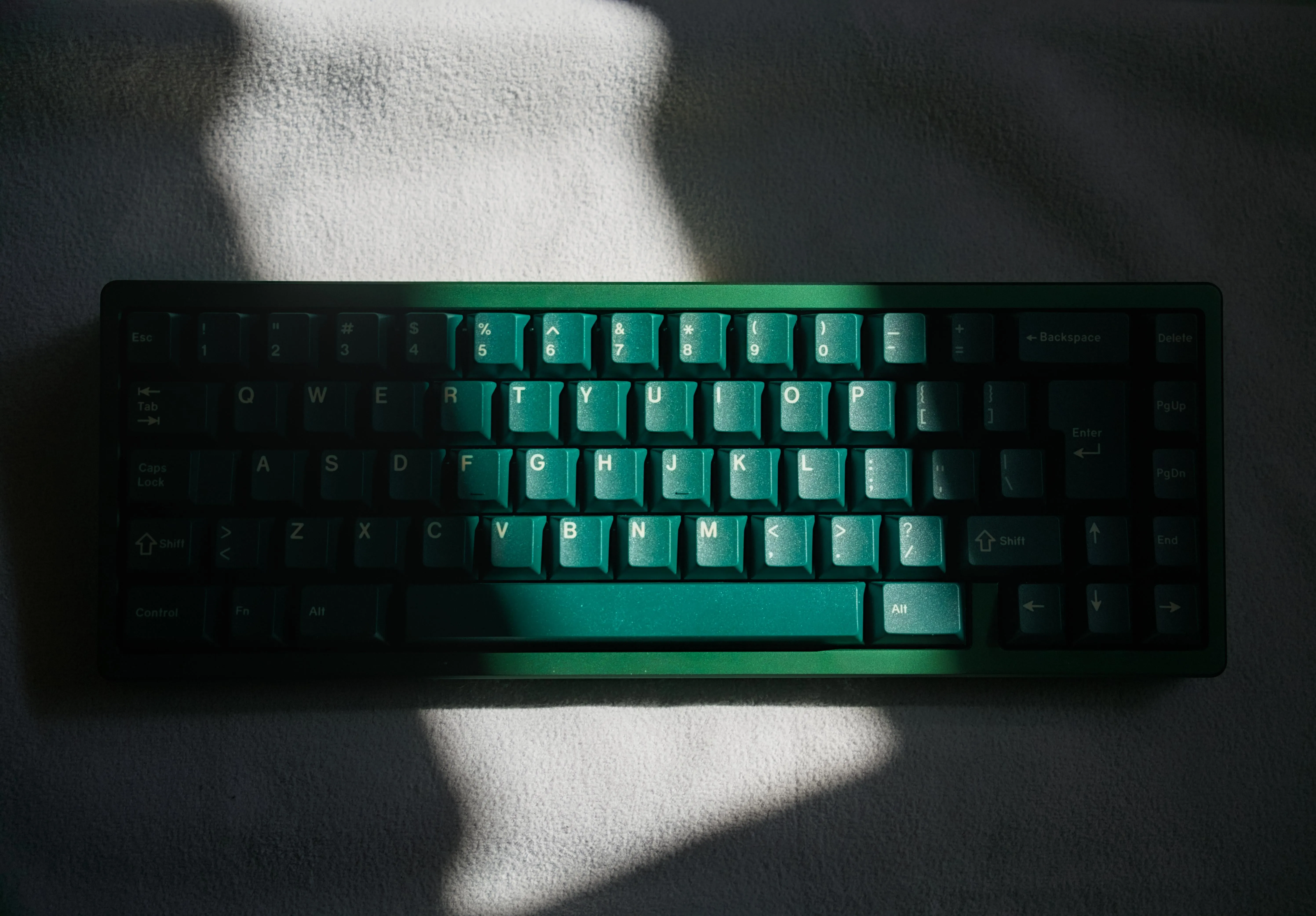 ドラマチックなアングル