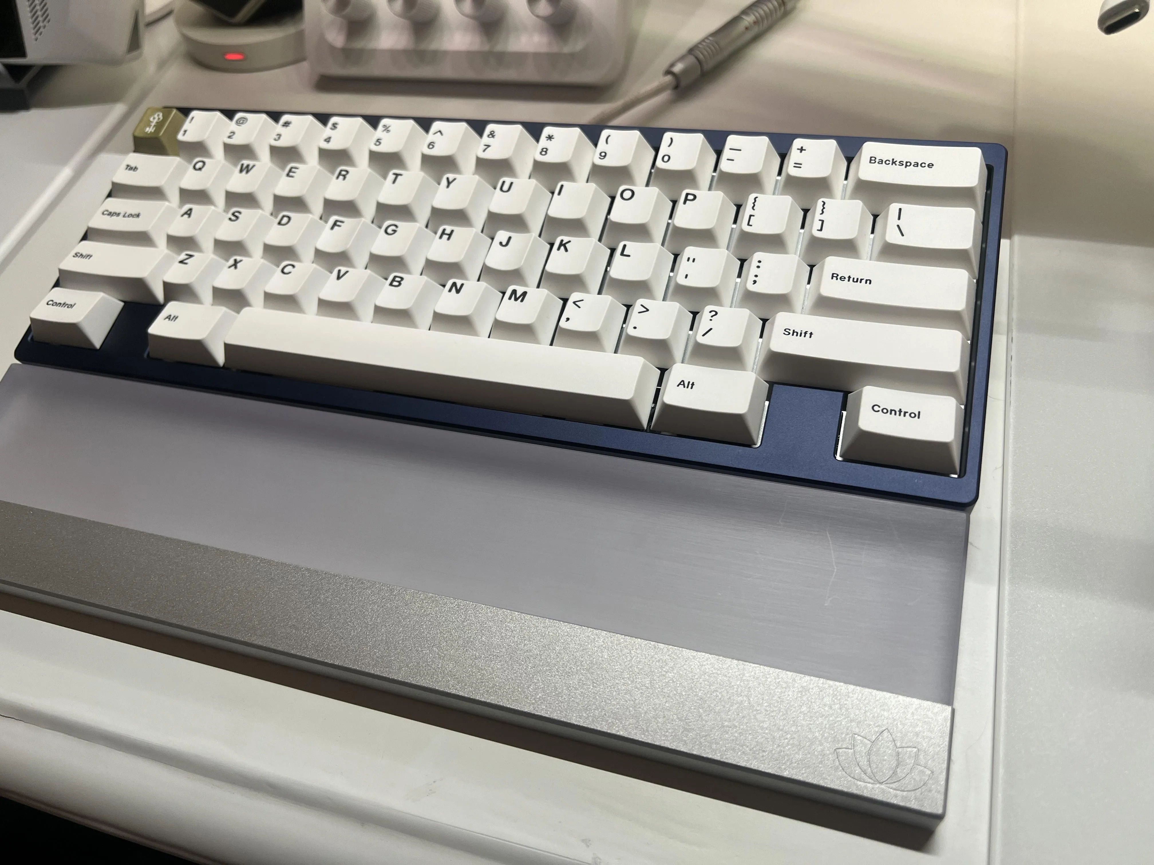 RAKKA ATLASを搭載したKeycult No.1 1/60