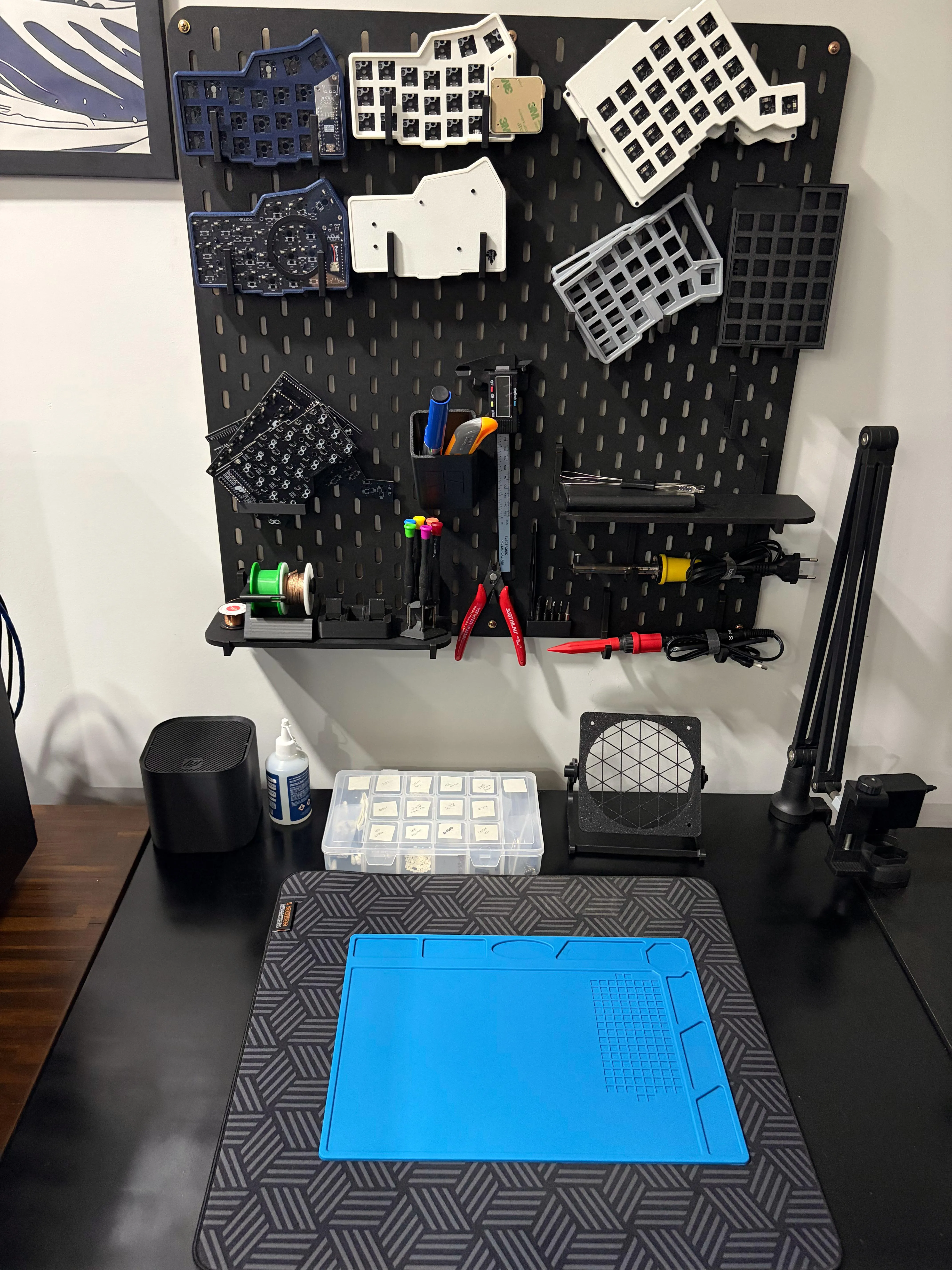 有孔ボードを活用した美しい作業環境