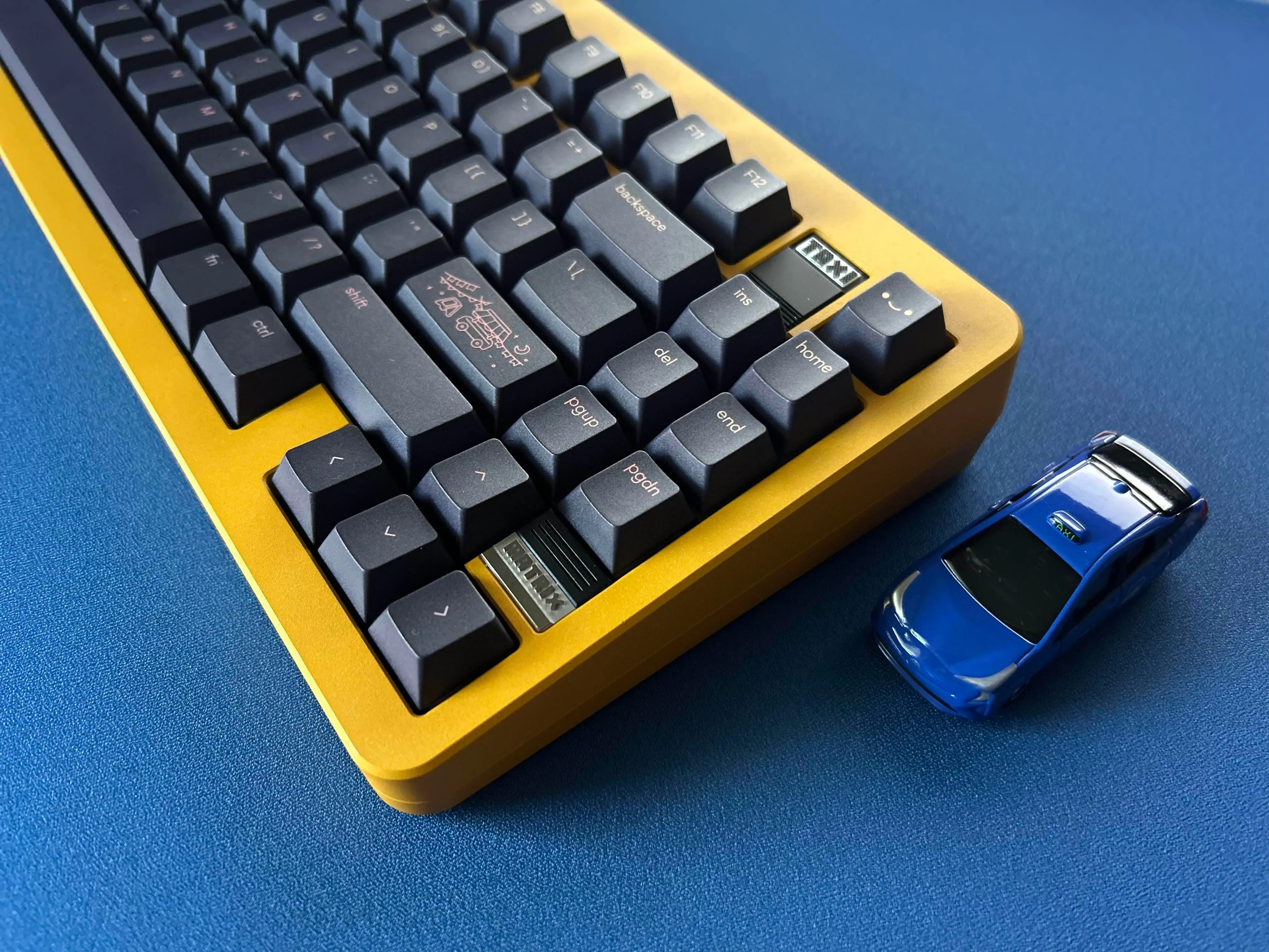 Matrix Labs MRTAXI New York ビルド外観1